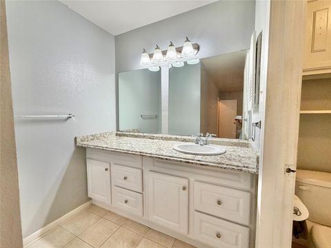 Tiny photo for 2103 Place Rebecca Lane #D10, Houston, TX 77090 (MLS # 76384110)