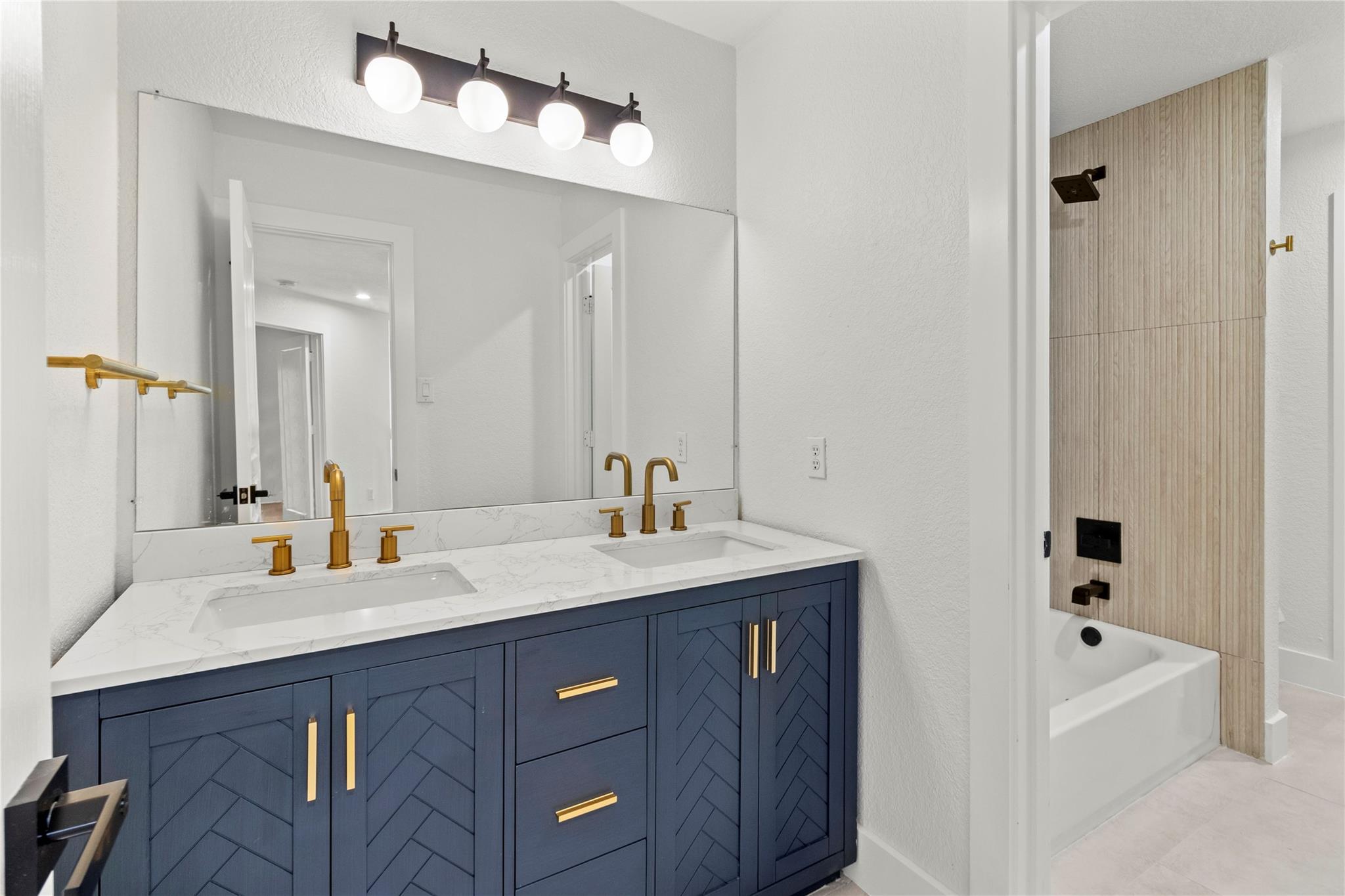 Katy, Texas 77494, United States, 5 Bedrooms Bedrooms, ,3 BathroomsBathrooms,Residential,Active,155919