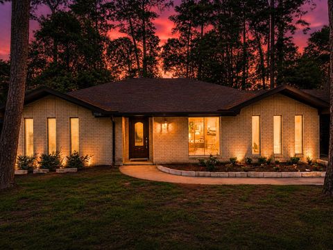 Photo of 25610 Spring Ridge Drive, Spring, TX 77386 (MLS # 91653062)