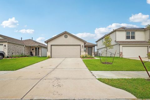 Photo of 10707 Bird Of Paradise Lane, Houston, TX 77016 (MLS # 48031433)