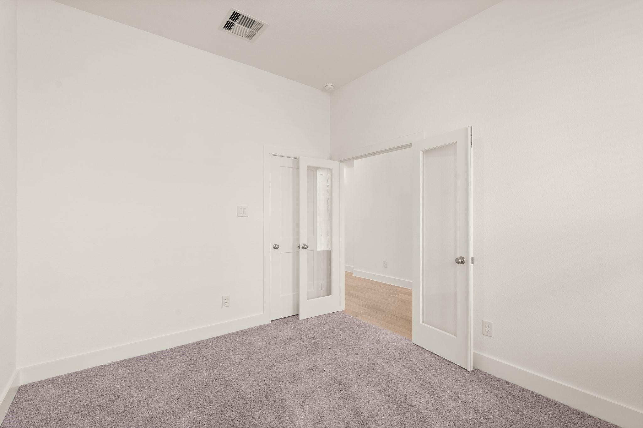 11828 South Pavillion Drive