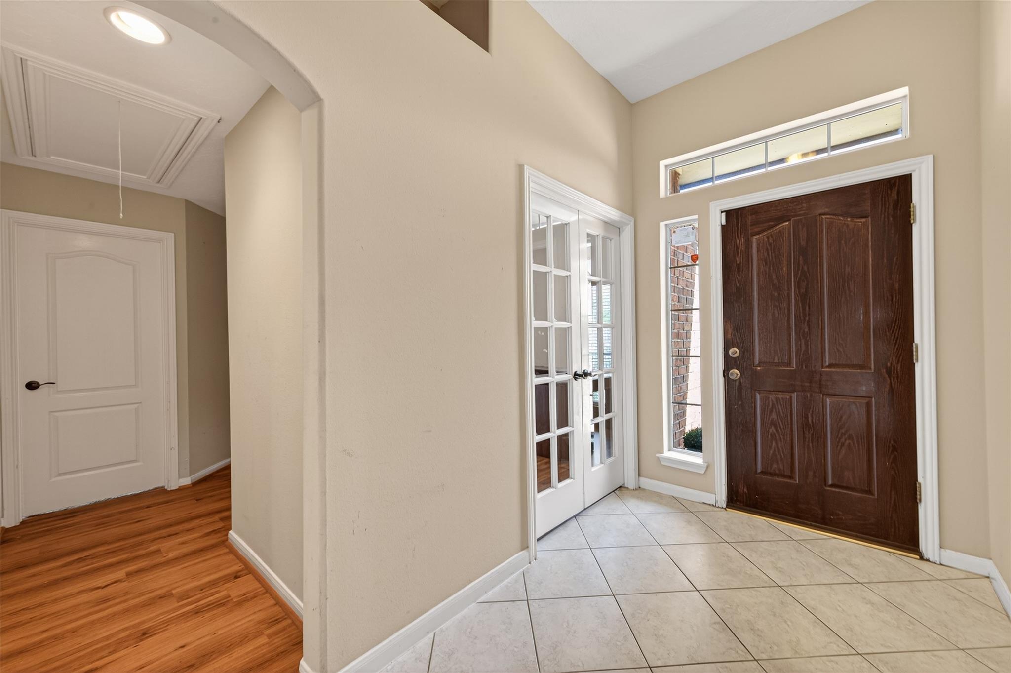 23211 Goldensong Court