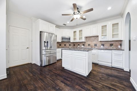 Tiny photo for 1202 Marconi Street, Houston, TX 77019 (MLS # 77197324)