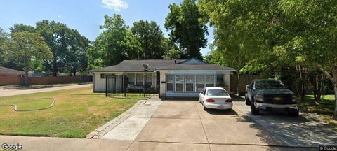 Photo of 1303 Saddle Rock Drive, Houston, TX 77088 (MLS # 77777540)