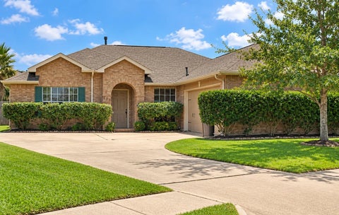 Photo of 503 Oak Briar Drive, Kemah, TX 77565 (MLS # 57439020)