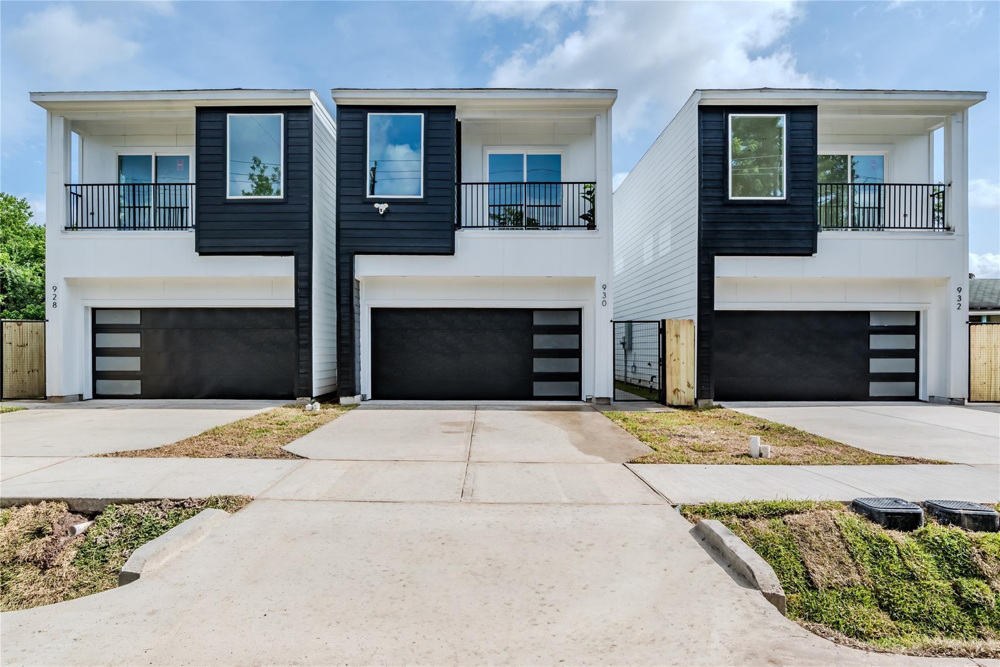 1913 Dewalt St