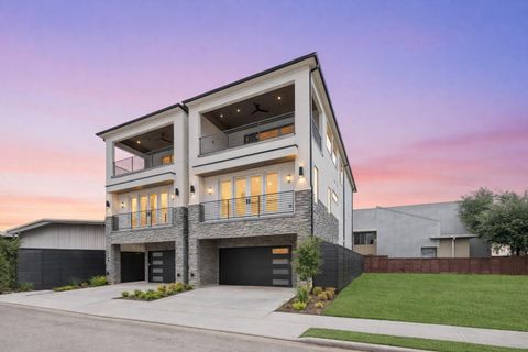 Photo of 5306 Gibson St St, Houston, TX 77007 (MLS # 62858551)