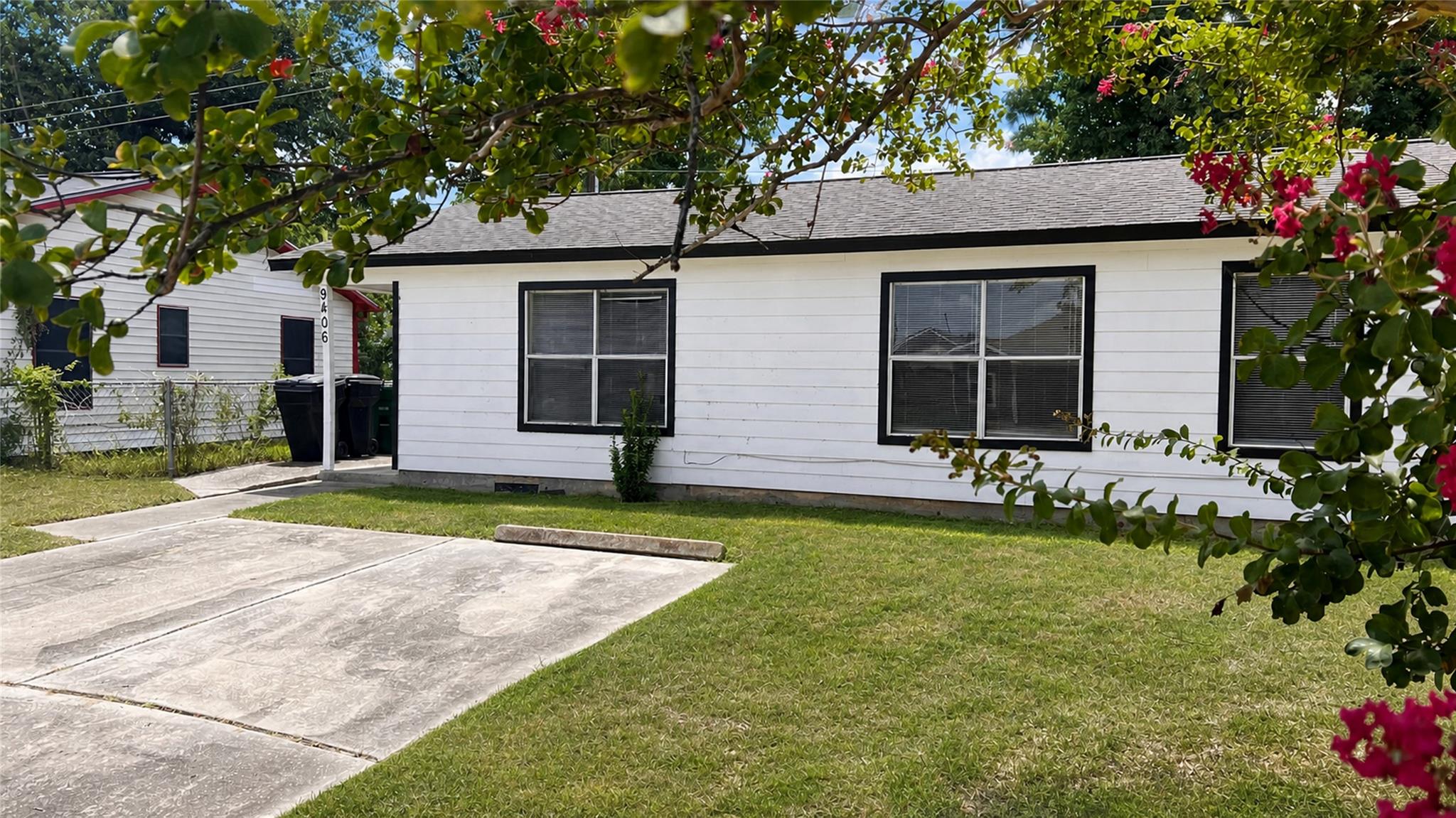 9406 Alcala Court
