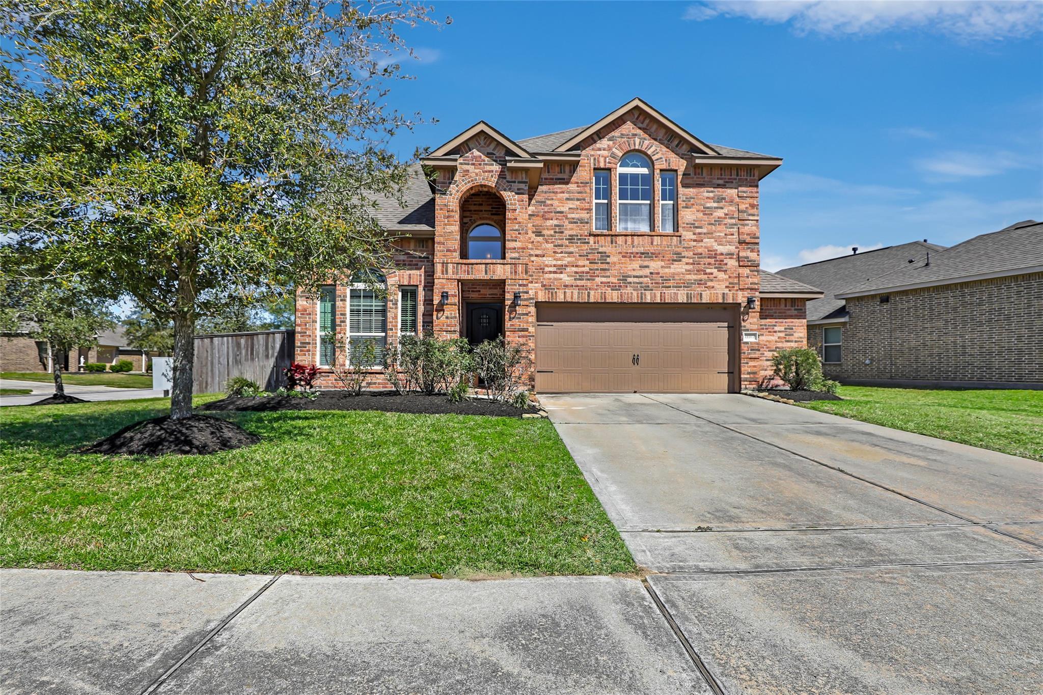 13303 Canton Cliff Ct Court