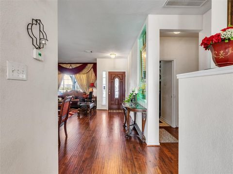 Tiny photo for 5514 Gatesprings Lane Lane, Sugar Land, TX 77479 (MLS # 40662318)