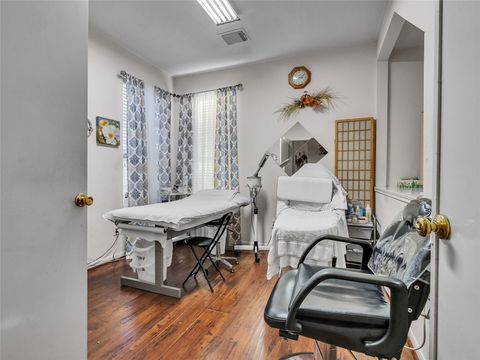 Tiny photo for 5514 Gatesprings Lane Lane, Sugar Land, TX 77479 (MLS # 40662318)