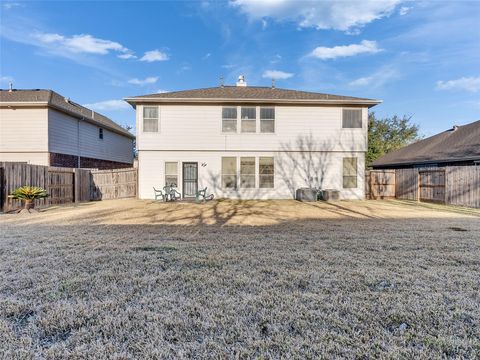 Tiny photo for 5514 Gatesprings Lane Lane, Sugar Land, TX 77479 (MLS # 40662318)