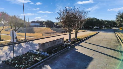 Tiny photo for 5514 Gatesprings Lane Lane, Sugar Land, TX 77479 (MLS # 40662318)