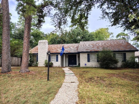 Photo of 222 W North Hill Drive, Spring, TX 77388 (MLS # 77853816)