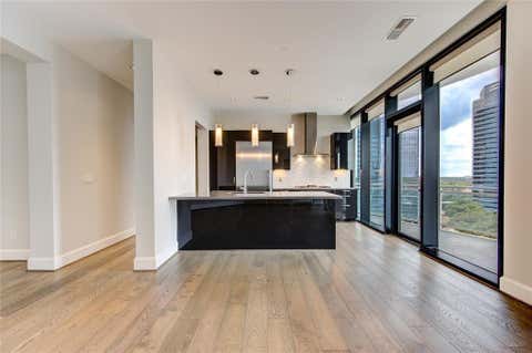 Photo of 1409 Post Oak Boulevard #1003, Houston, TX 77056 (MLS # 90664936)