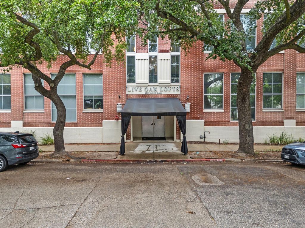 Photo of 1312 Live Oak Street #109, Houston, TX 77003 (MLS # 95840280)