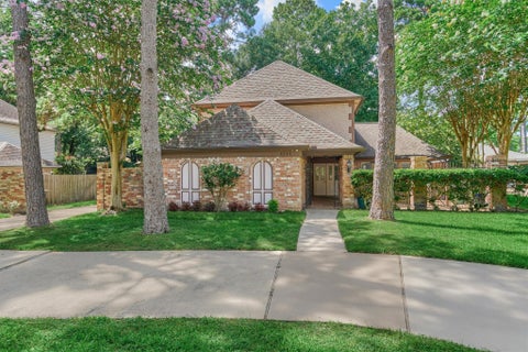Photo of 6522 Castle Pine Lane, Spring, TX 77379 (MLS # 51850145)