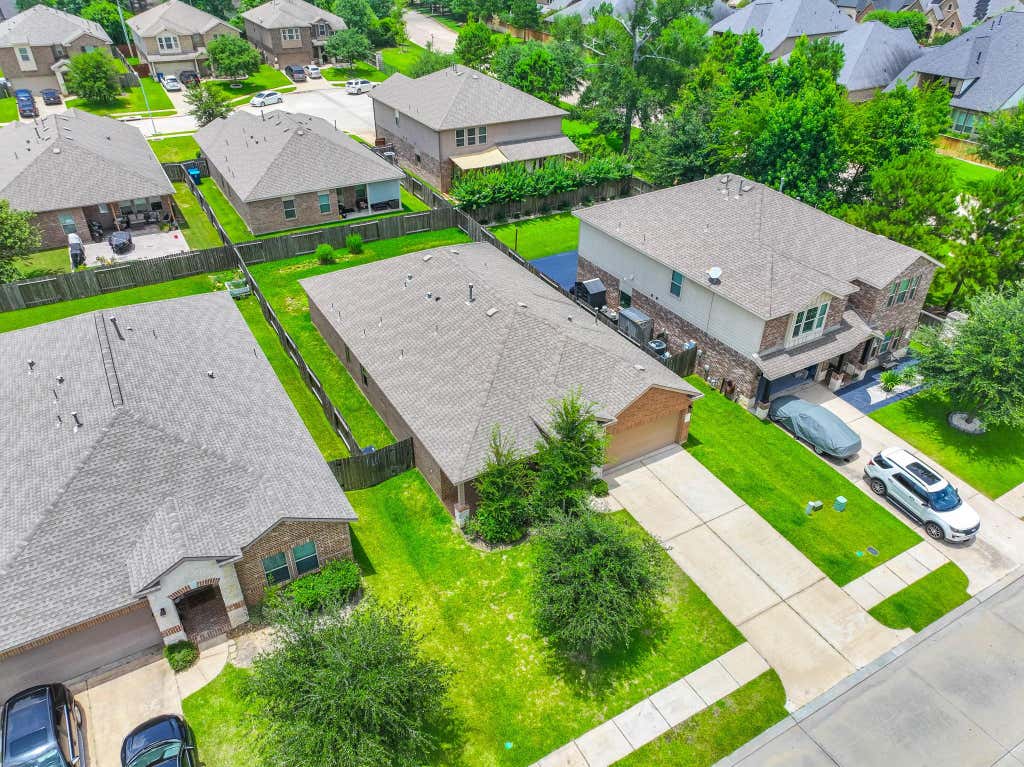 Photo of 138 Meadow Grove Drive, Conroe, TX 77384 (MLS # 66667037)