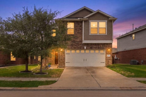 Photo of 25247 Laird Knoll Street, Katy, TX 77493 (MLS # 27384262)