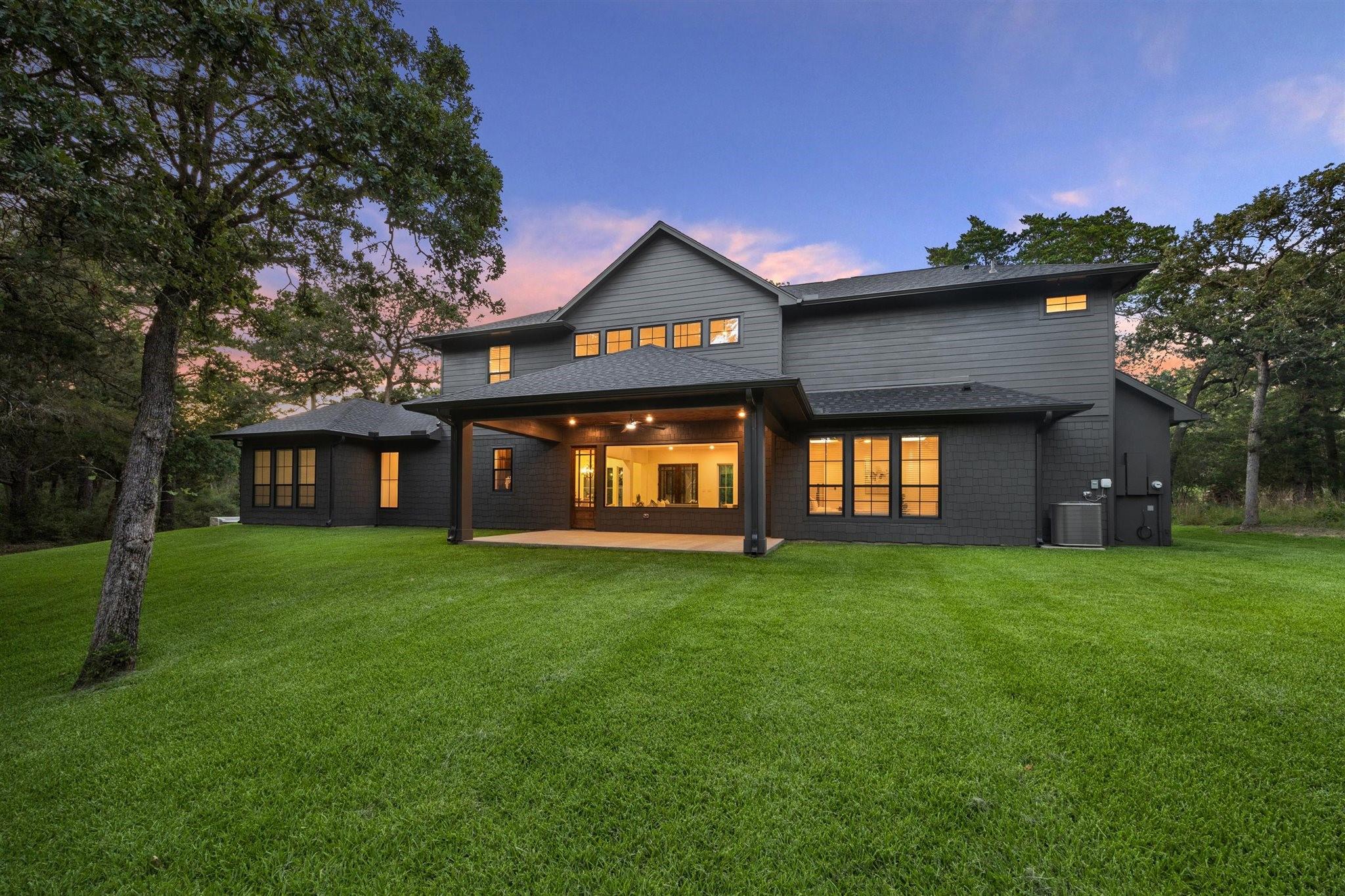 211 St Andrews Drive