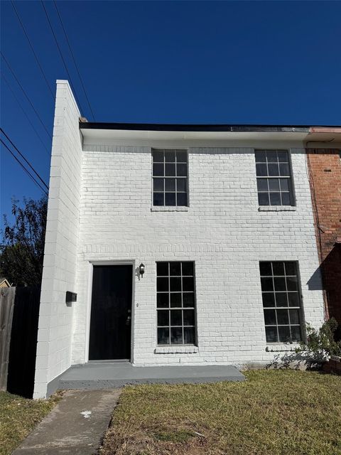 Photo of 9114 Kempwood Drive #9114, Houston, TX 77080 (MLS # 63222849)