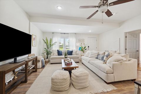 1213 55th Street Galveston TX 77551