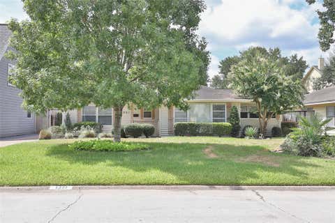 Photo of 1321 Thornton Road, Houston, TX 77018 (MLS # 81957899)