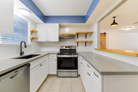 Tiny photo for 12973 Trail Hollow Dr Unit A Dr, Houston, TX 77079 (MLS # 95378627)