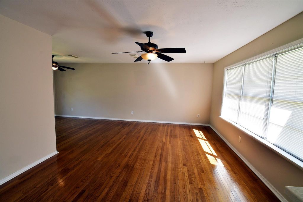 Photo of 8510 Robindell Drive, Houston, TX 77074 (MLS # 38570987)