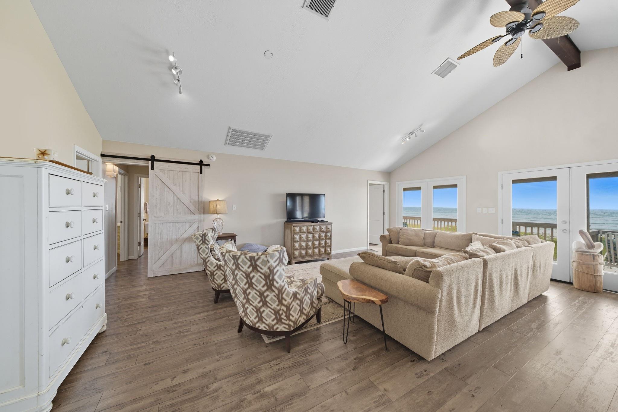 22022 Kennedy Drive