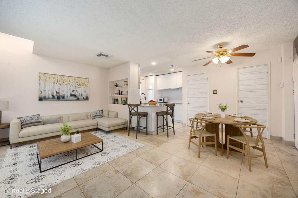 Photo of 3600 Jeanetta Street #502, Houston, TX 77063 (MLS # 80916819)