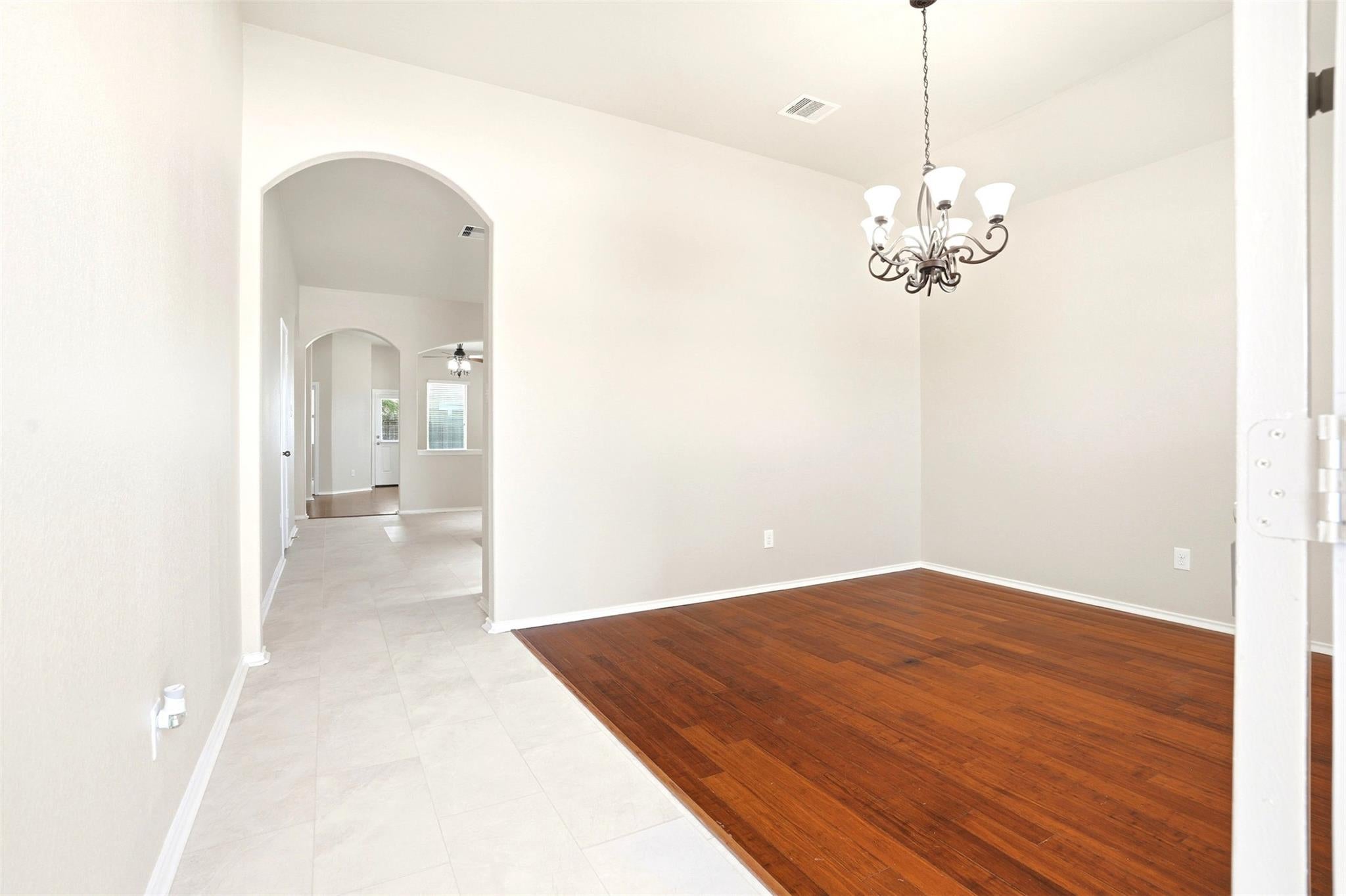 5427 Sunfall Bend Lane