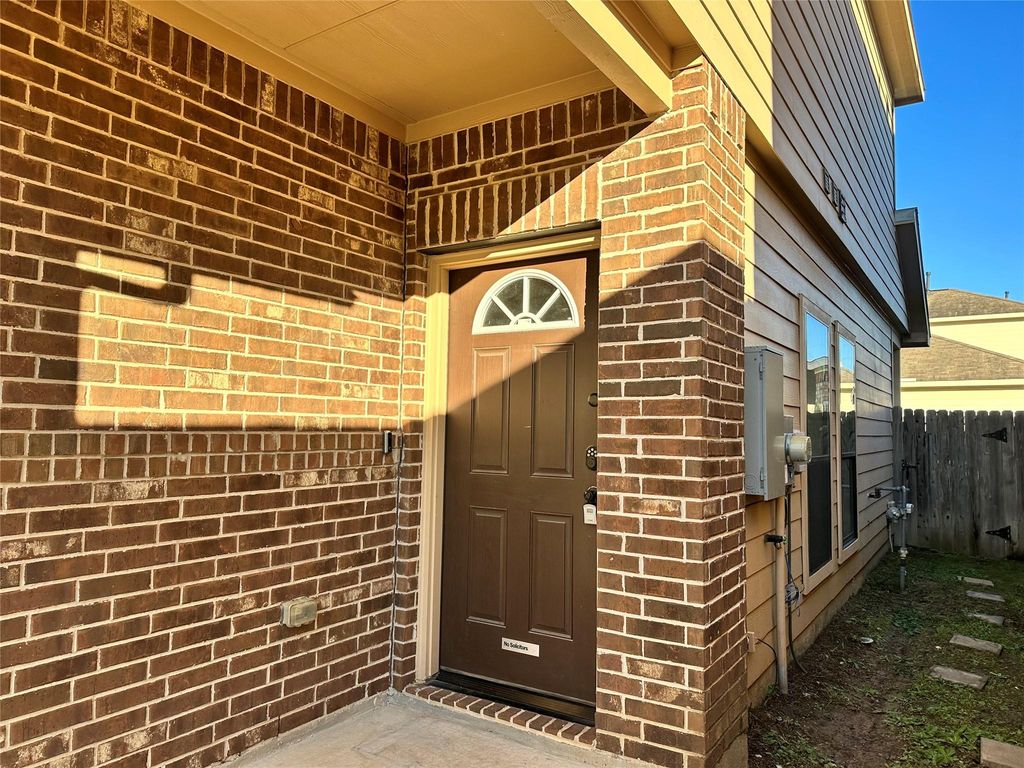 Photo of 6618 Sharpstone Creek Lane, Houston, TX 77084 (MLS # 5138519)