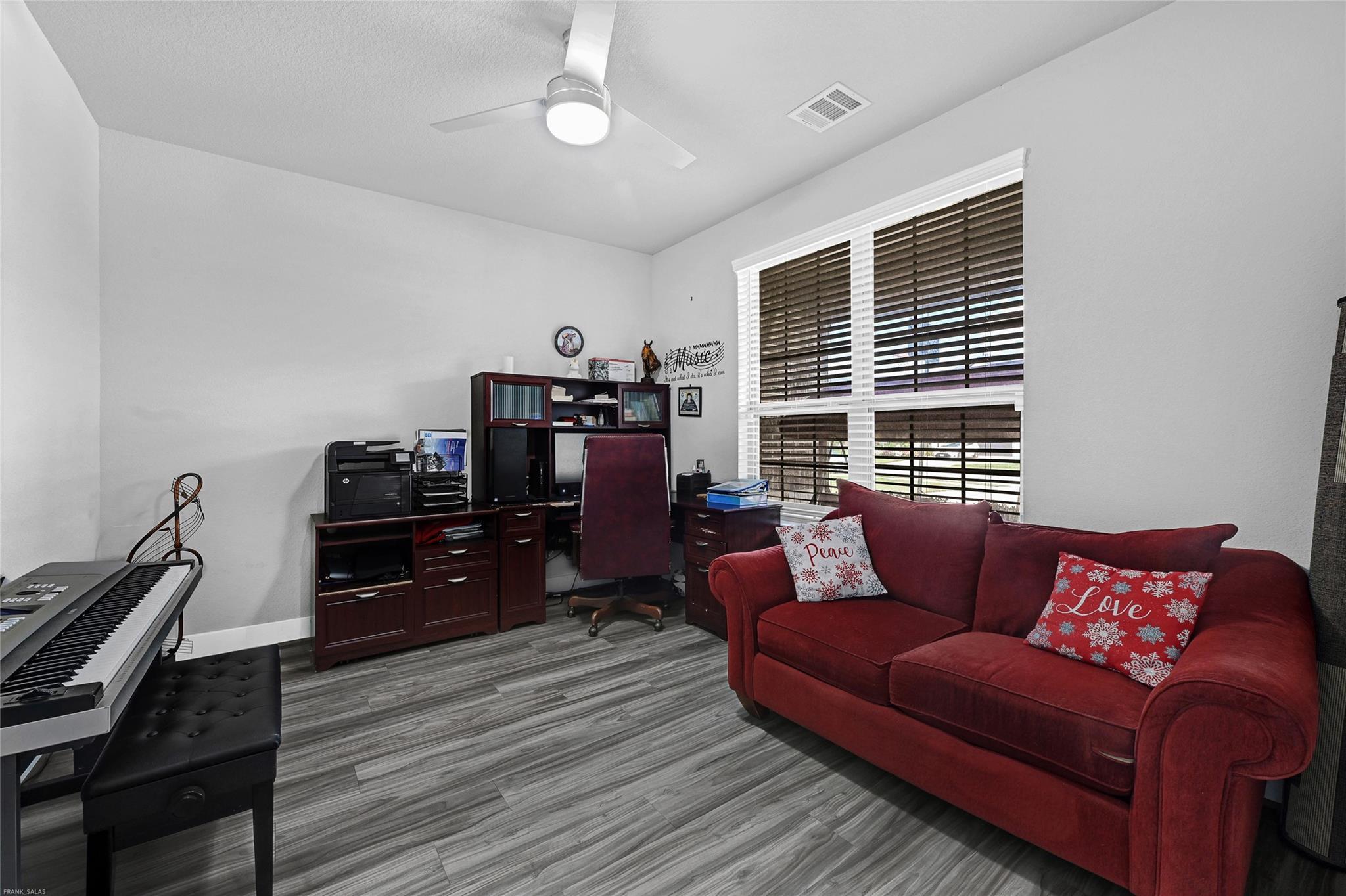 2512 Ravenna Court