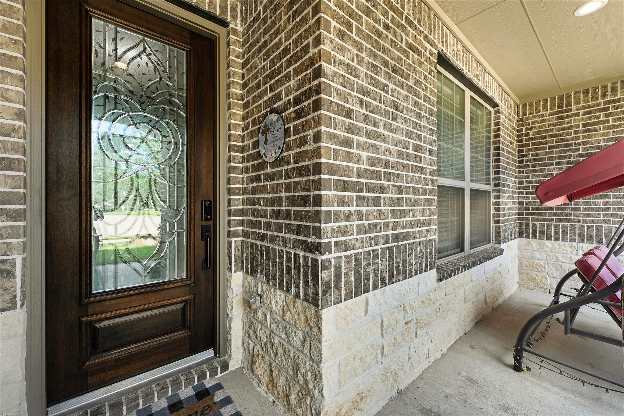 2512 Ravenna Court