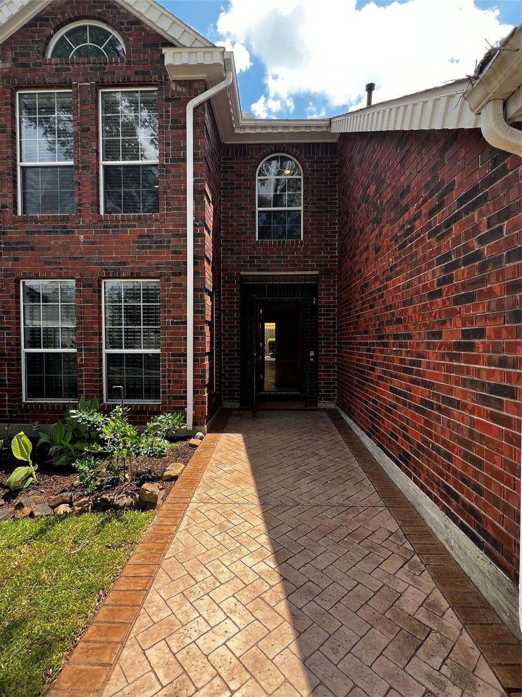 Photo of 7719 Valera Lane, Houston, TX 77083 (MLS # 49435433)