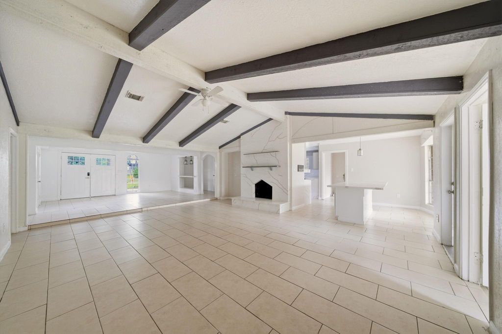 Photo of 7410 Antoine Drive, Houston, TX 77088 (MLS # 31517201)