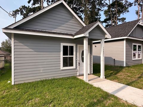 Photo of 16821 W Forrestal, Montgomery, TX 77316 (MLS # 44777848) Photo of 16821 W Forrestal, Montgomery, TX 77316 (MLS # 44777848)