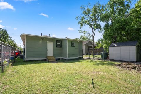 Tiny photo for 2519 Stevens Street, Houston, TX 77026 (MLS # 52471280)