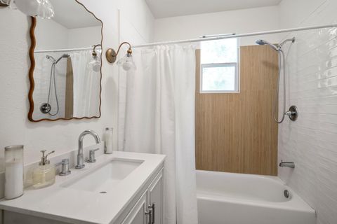 Tiny photo for 2519 Stevens Street, Houston, TX 77026 (MLS # 52471280)