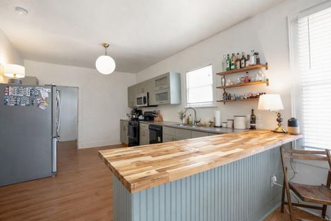 Tiny photo for 2519 Stevens Street, Houston, TX 77026 (MLS # 52471280)