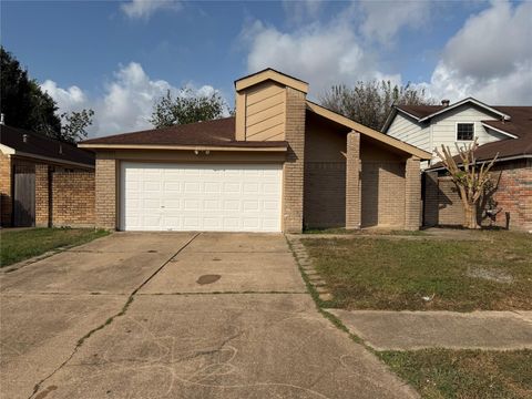 Photo of 10727 Staghill Drive, Houston, TX 77064 (MLS # 81693562)