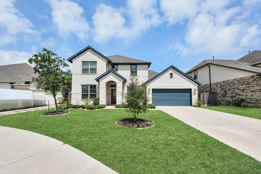 Photo of 4707 Great Acre Lane, Fresno, TX 77545 (MLS # 98101043)