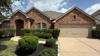 Homes For Sale - 12722 Dylan Hills Lane<br/> Tomball, TX 77377