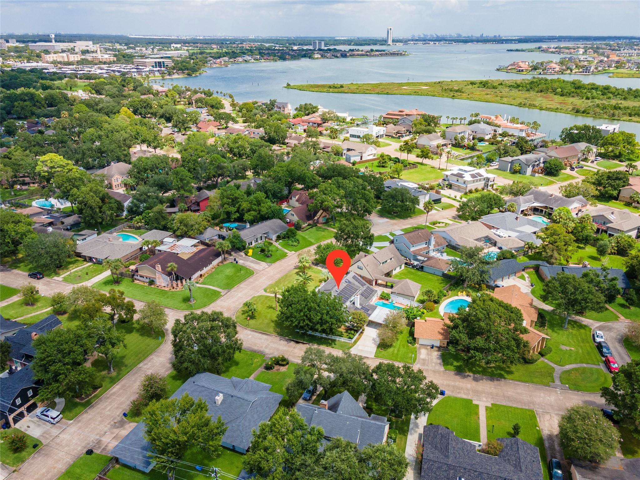 1902 Port Royal Drive