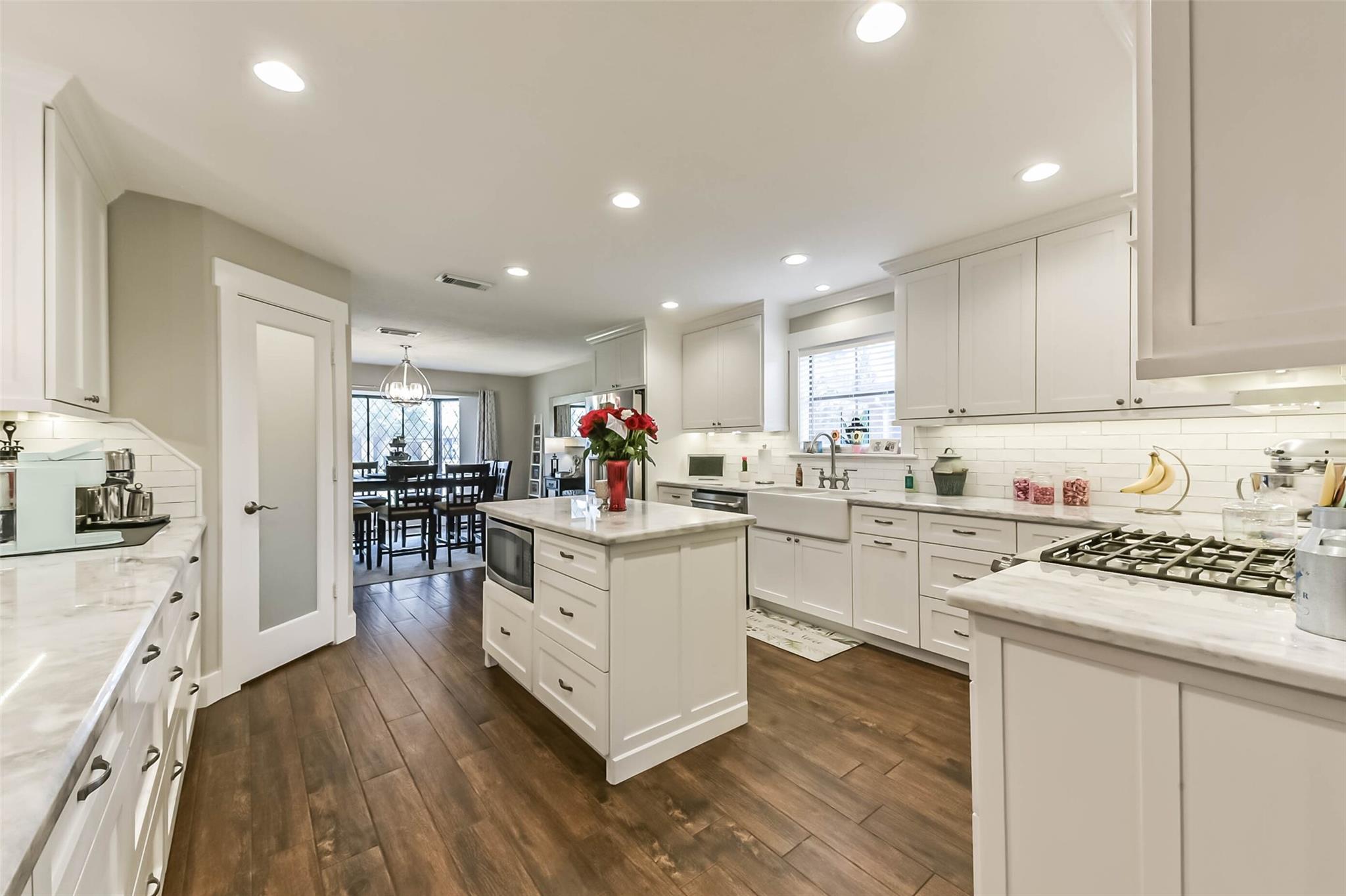 2210 Canterbury Court