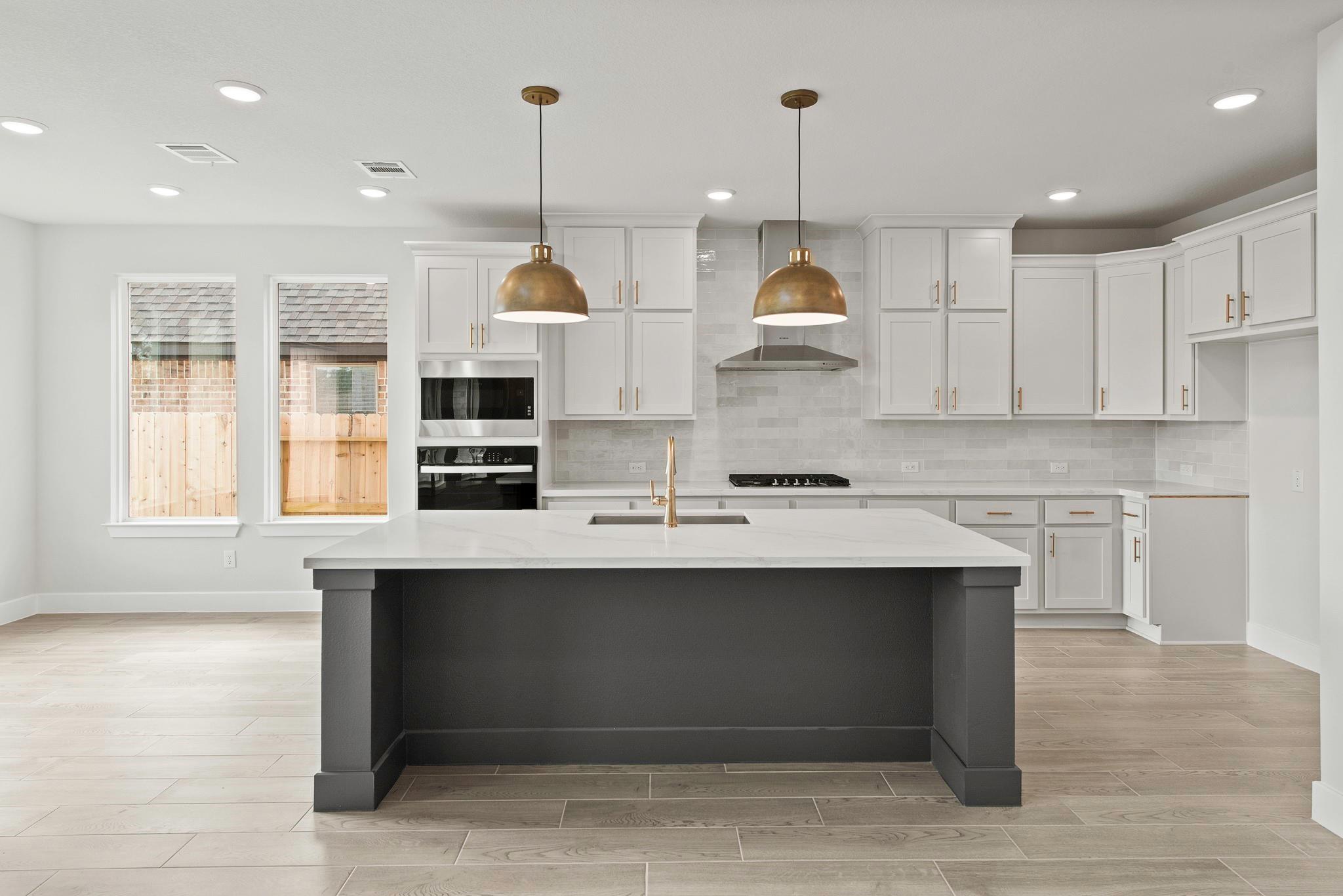 423 Mathis Lake Court