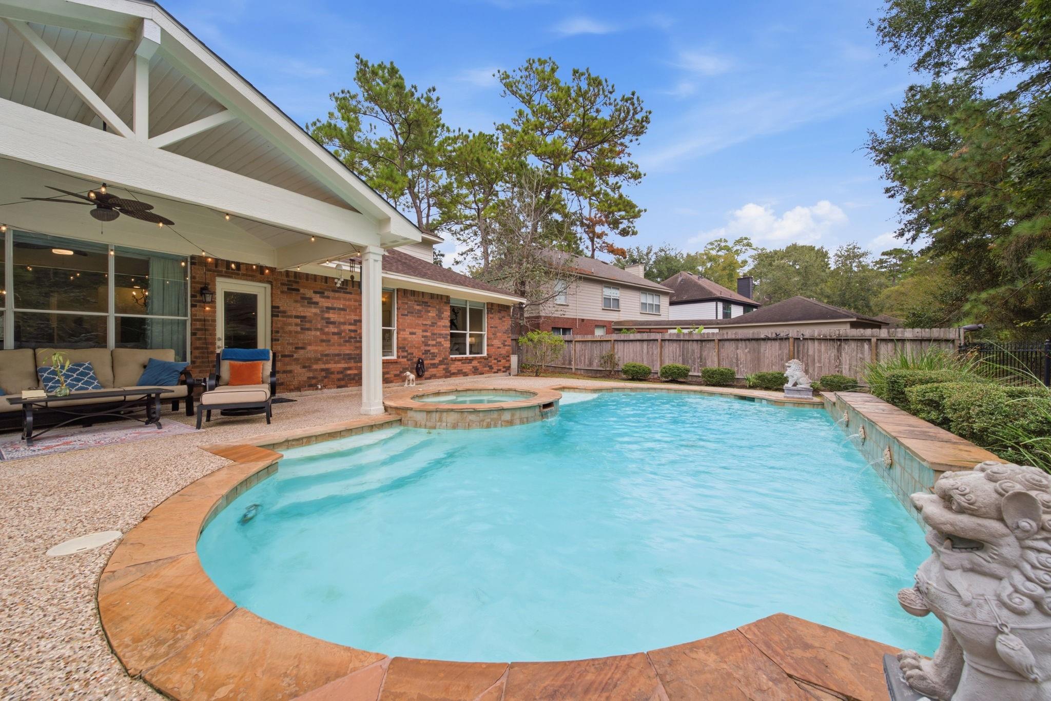 99 E Sterling Pond Circle