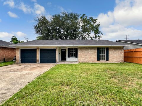 Photo of 3619 Darling Avenue, Pasadena, TX 77503 (MLS # 11853540)