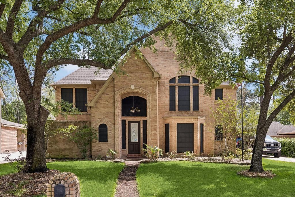 Photo of 5823 Ashmere Ln Ln, Spring, TX 77379 (MLS # 37698852)